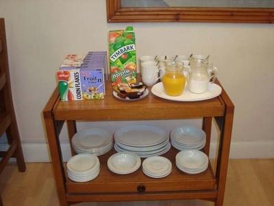 Broadway Lodge Bed And Breakfast Surbiton Exteriör bild